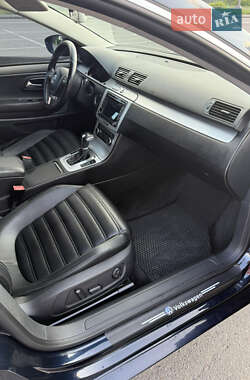 Купе Volkswagen CC / Passat CC 2010 в 