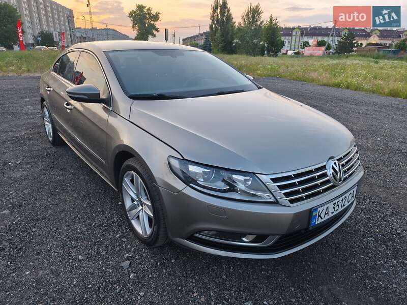 Купе Volkswagen CC / Passat CC 2013 в 