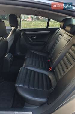 Купе Volkswagen CC / Passat CC 2013 в 