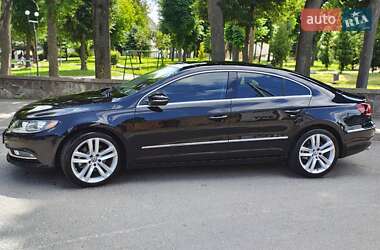 Купе Volkswagen CC / Passat CC 2013 в 