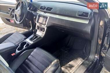 Купе Volkswagen CC / Passat CC 2011 в 
