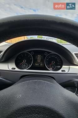 Купе Volkswagen CC / Passat CC 2012 в 