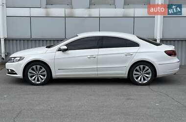 Купе Volkswagen CC / Passat CC 2012 в 