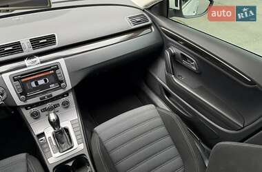 Купе Volkswagen CC / Passat CC 2012 в 