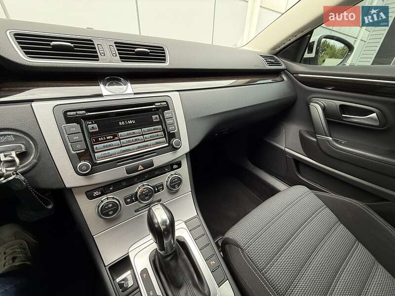 Купе Volkswagen CC / Passat CC 2012 в Днепре