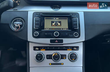 Купе Volkswagen CC / Passat CC 2014 в 