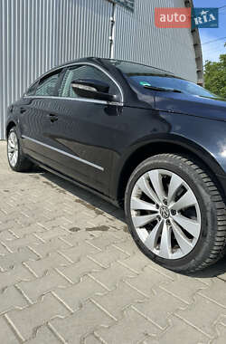 Купе Volkswagen CC / Passat CC 2010 в 