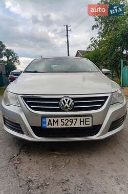 Купе Volkswagen CC / Passat CC 2008 в Романіву