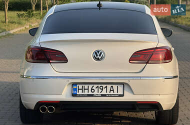 Купе Volkswagen CC / Passat CC 2013 в 