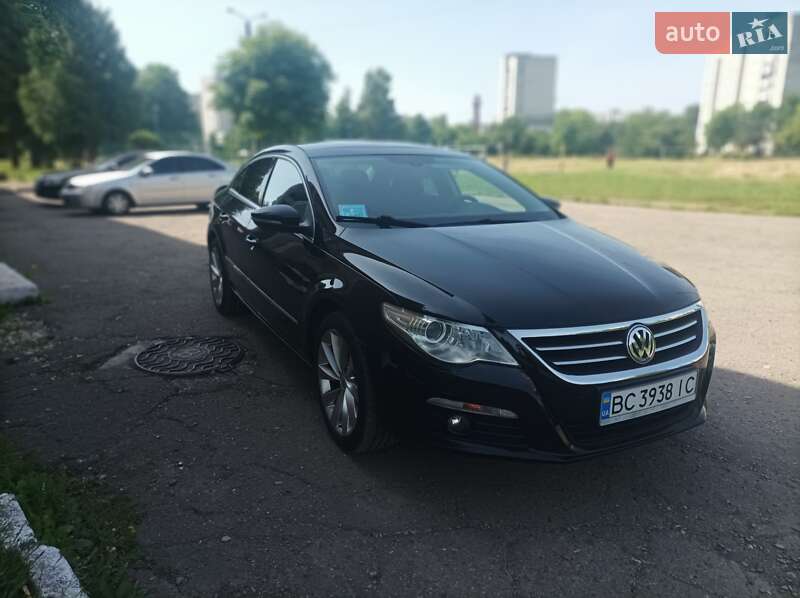 Купе Volkswagen CC / Passat CC 2008 в Дрогобичі