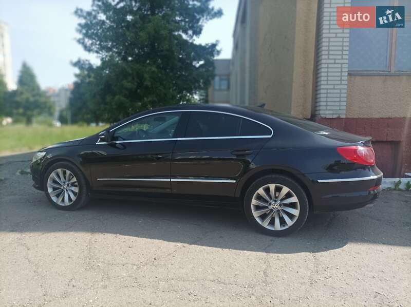 Купе Volkswagen CC / Passat CC 2008 в Дрогобичі
