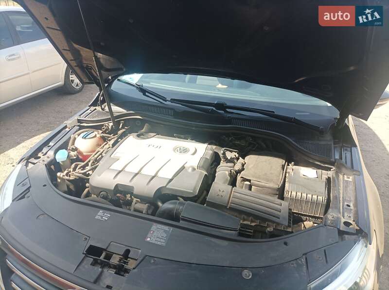 Купе Volkswagen CC / Passat CC 2008 в Дрогобичі