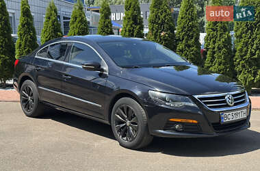 Купе Volkswagen CC / Passat CC 2009 в Києві