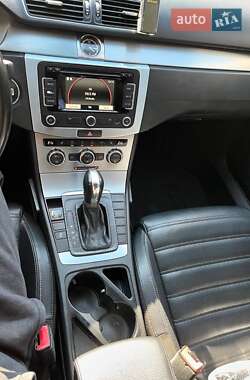 Купе Volkswagen CC / Passat CC 2012 в 
