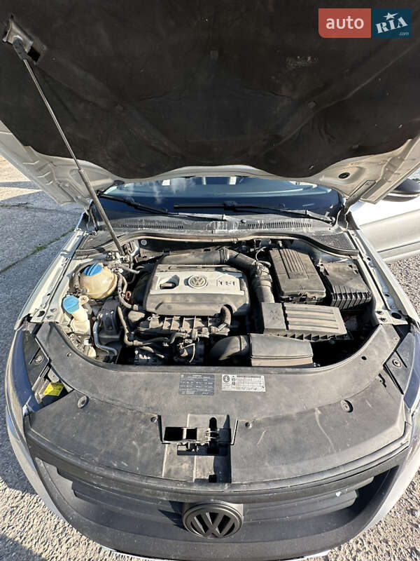 Купе Volkswagen CC / Passat CC 2010 в Кривом Роге фото 42 Купе Volkswagen CC / Passat CC 2010 в Кривом Роге