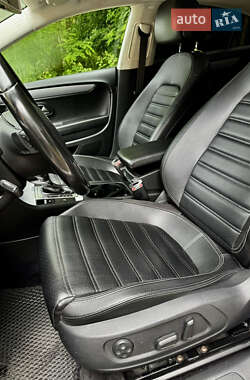 Купе Volkswagen CC / Passat CC 2013 в 