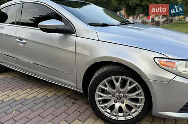 Купе Volkswagen CC / Passat CC 2012 в 