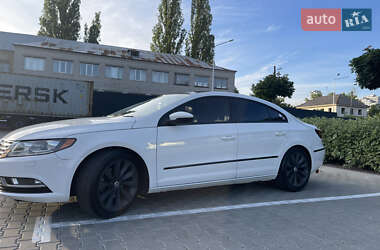 Купе Volkswagen CC / Passat CC 2014 в 