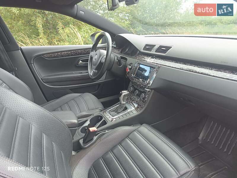 Купе Volkswagen CC / Passat CC 2011 в Львове