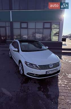Купе Volkswagen CC / Passat CC 2013 в 