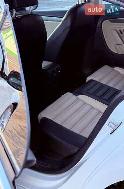 Купе Volkswagen CC / Passat CC 2013 в 
