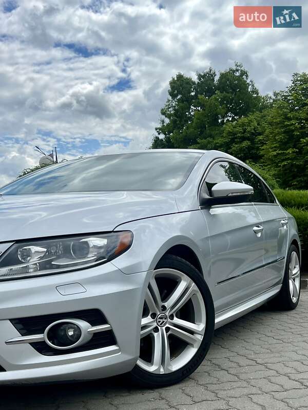 Купе Volkswagen CC / Passat CC 2015 в Києві