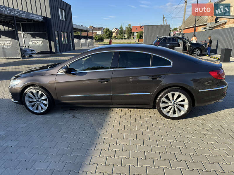 Купе Volkswagen CC / Passat CC 2009 в Луцке