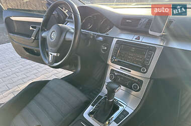 Купе Volkswagen CC / Passat CC 2009 в 