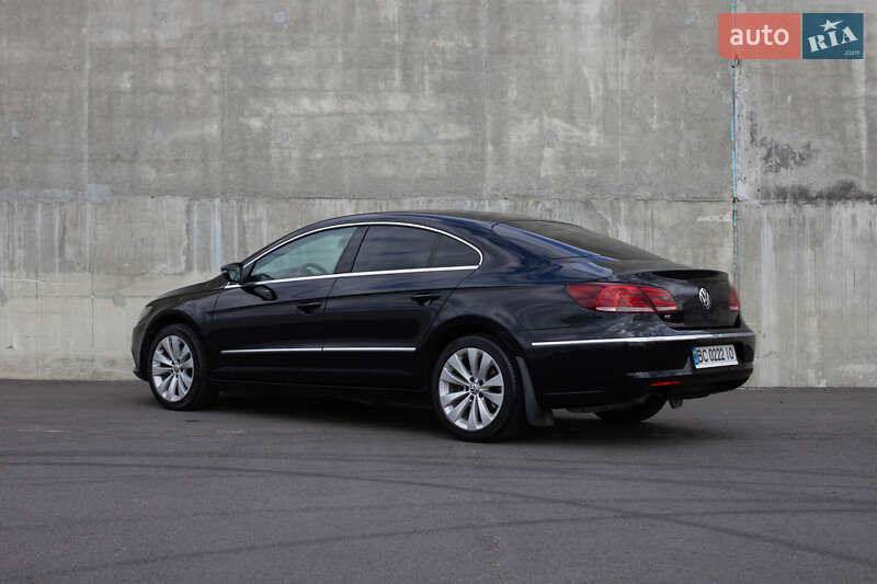 Купе Volkswagen CC / Passat CC 2013 в Львове