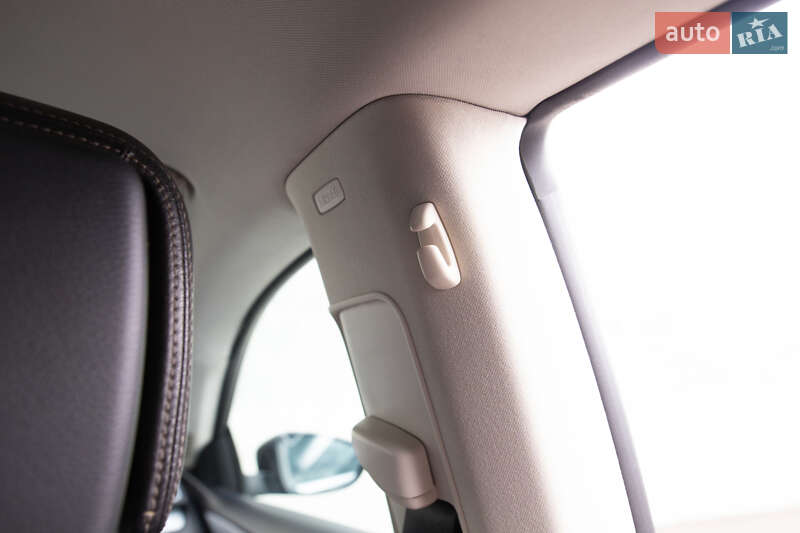 Купе Volkswagen CC / Passat CC 2013 в Львове