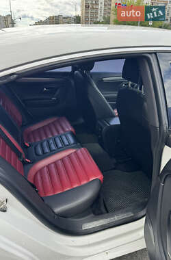 Купе Volkswagen CC / Passat CC 2012 в 