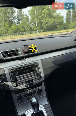Купе Volkswagen CC / Passat CC 2012 в 