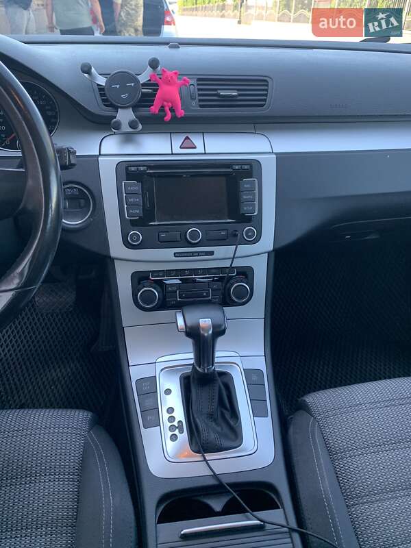 Купе Volkswagen CC / Passat CC 2010 в Житомире