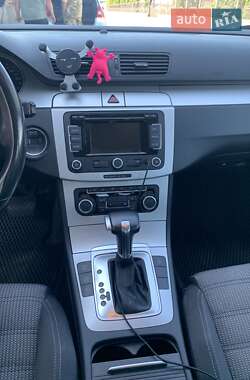 Купе Volkswagen CC / Passat CC 2010 в 