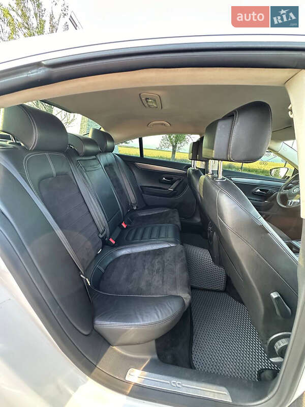 Купе Volkswagen CC / Passat CC 2013 в Дніпрі