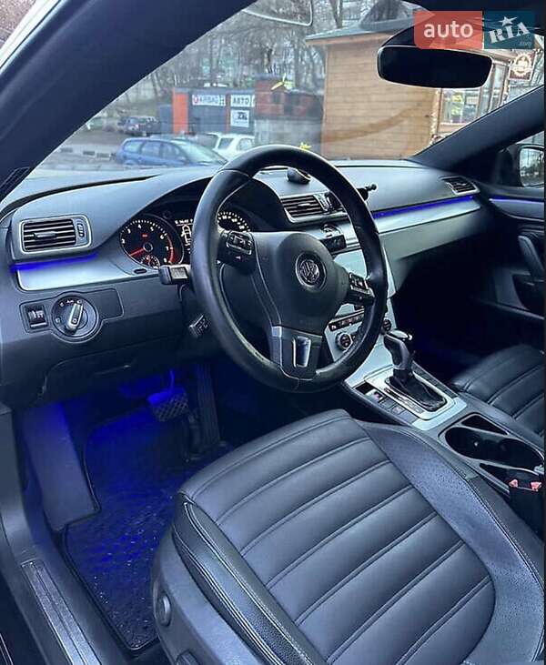 Купе Volkswagen CC / Passat CC 2012 в Львове