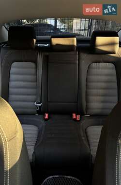 Купе Volkswagen CC / Passat CC 2012 в 