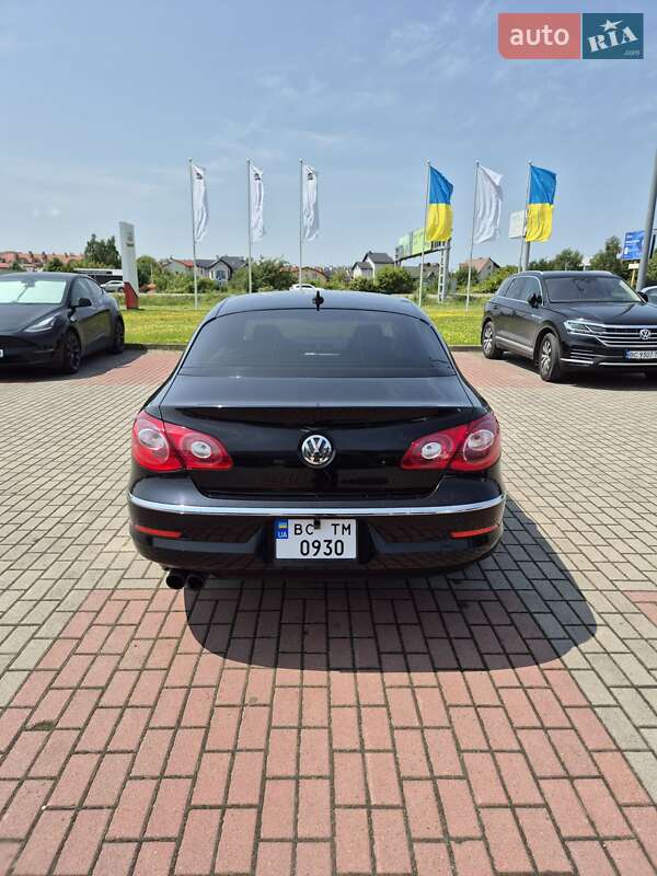 Купе Volkswagen CC / Passat CC 2009 в Львові