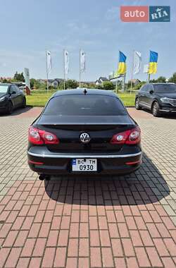 Купе Volkswagen CC / Passat CC 2009 в 