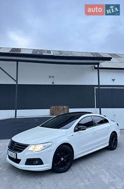 Купе Volkswagen CC / Passat CC 2009 в Коломые