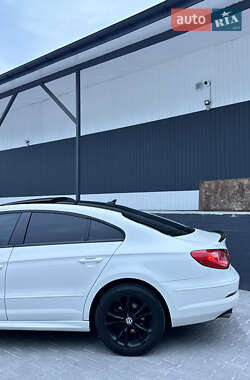Купе Volkswagen CC / Passat CC 2009 в 