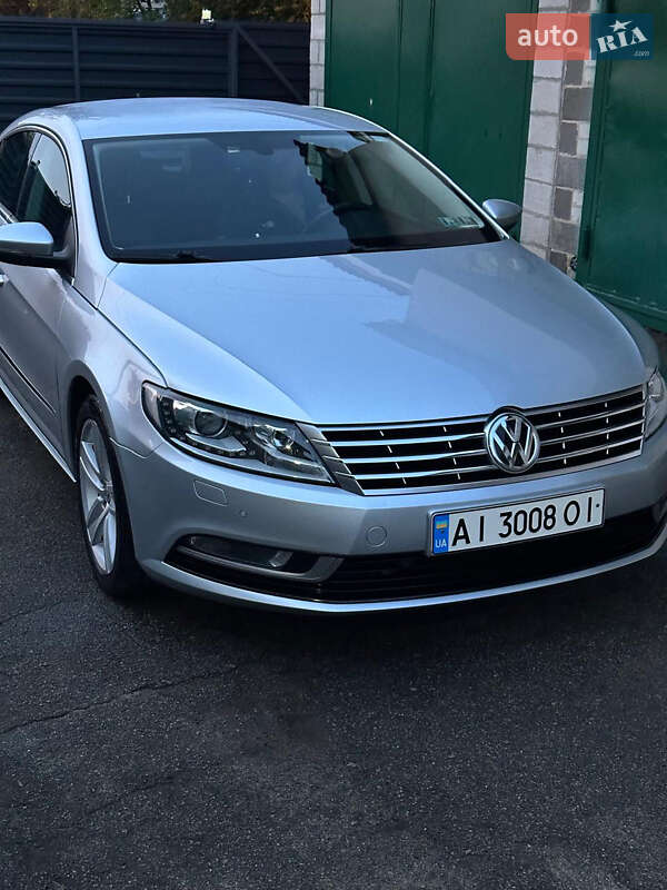 Купе Volkswagen CC / Passat CC 2016 в Киеве