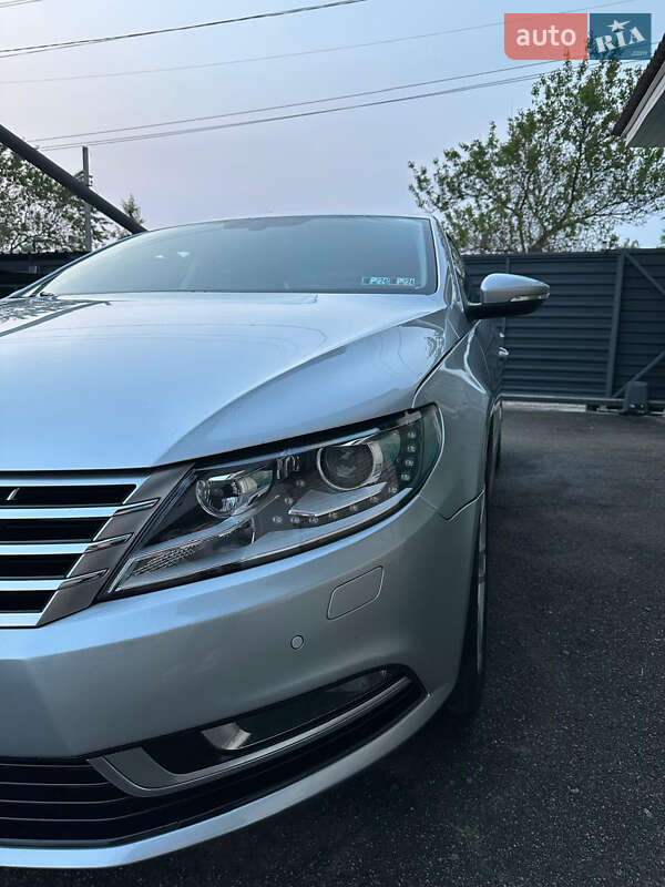 Купе Volkswagen CC / Passat CC 2016 в Киеве