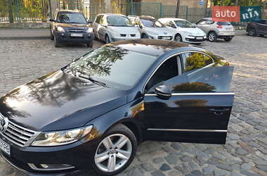 Купе Volkswagen CC / Passat CC 2013 в 