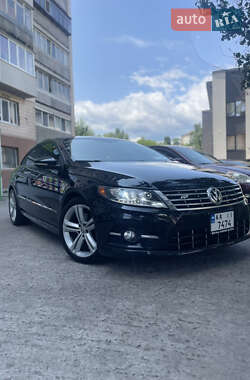 Купе Volkswagen CC / Passat CC 2016 в Вишгороді