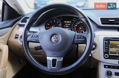 Купе Volkswagen CC / Passat CC 2013 в 