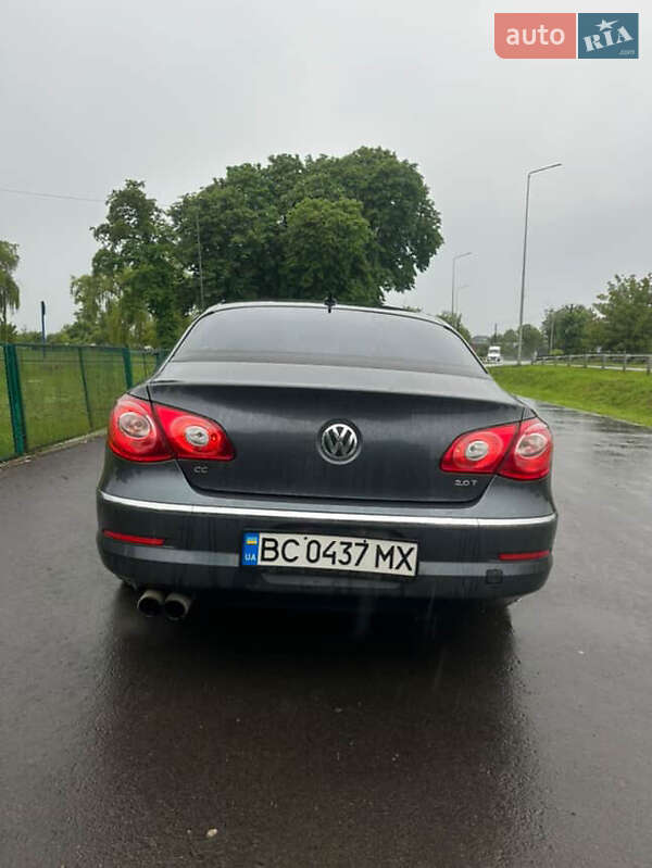 Купе Volkswagen CC / Passat CC 2010 в Стрые
