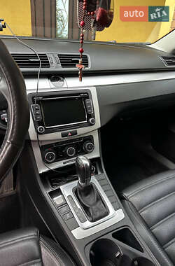 Купе Volkswagen CC / Passat CC 2010 в 