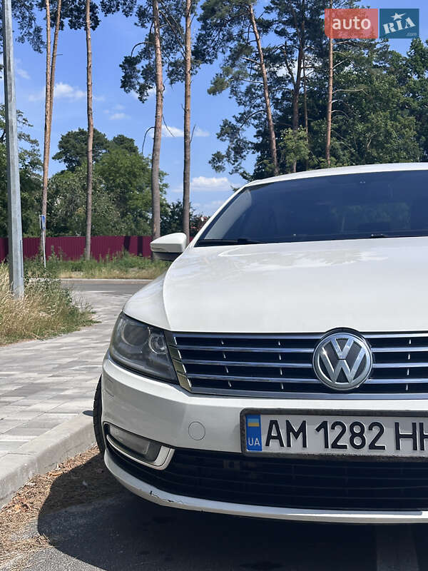 Купе Volkswagen CC / Passat CC 2012 в Житомирі