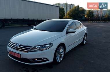 Купе Volkswagen CC / Passat CC 2015 в Киеве